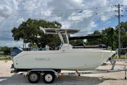 2017 Robalo CC  421 hrs