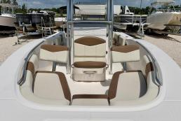 2017 Robalo CC  421 hrs