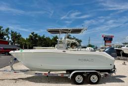 2017 Robalo CC  421 hrs