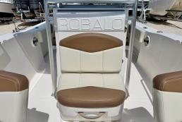 2017 Robalo CC  421 hrs
