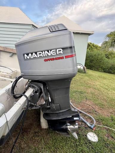96’ Mariner 225hp 2-stroke