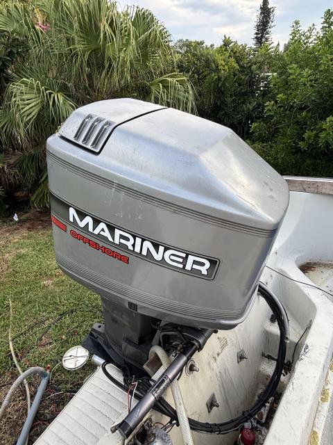 96’ Mariner 225hp 2-stroke