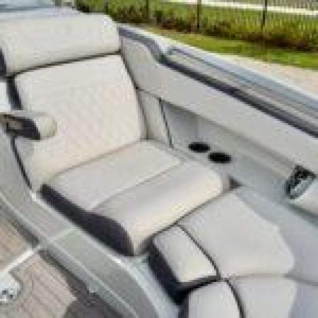 Crownline 15hrs
