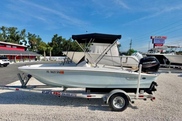 2019 Boston Whaler Supersport 16ft 94hrs