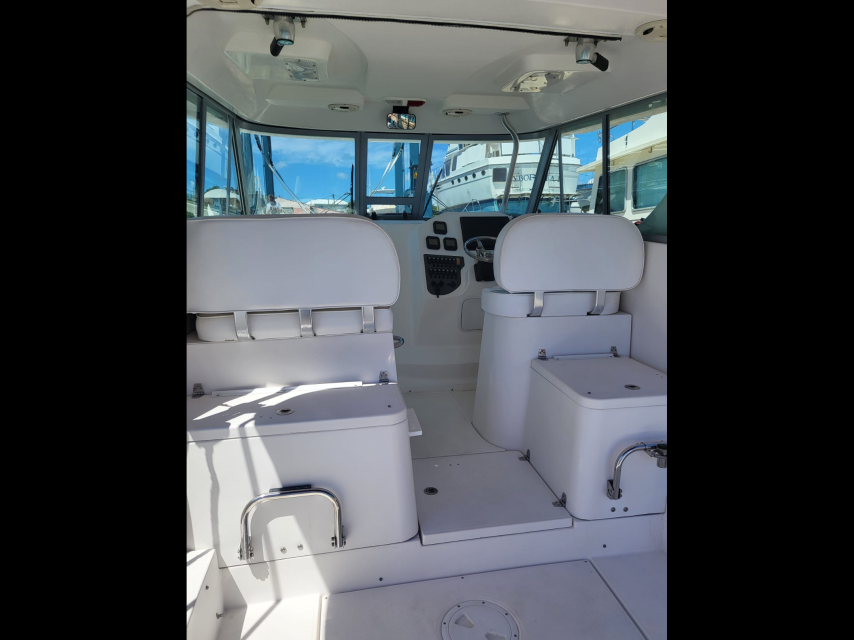 29 foot Seaswirl  power boat