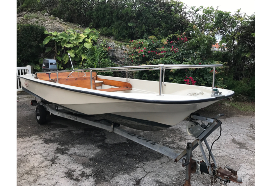 SOLD - Boston Whaler 15' Super Sport with 50hp Yamaha